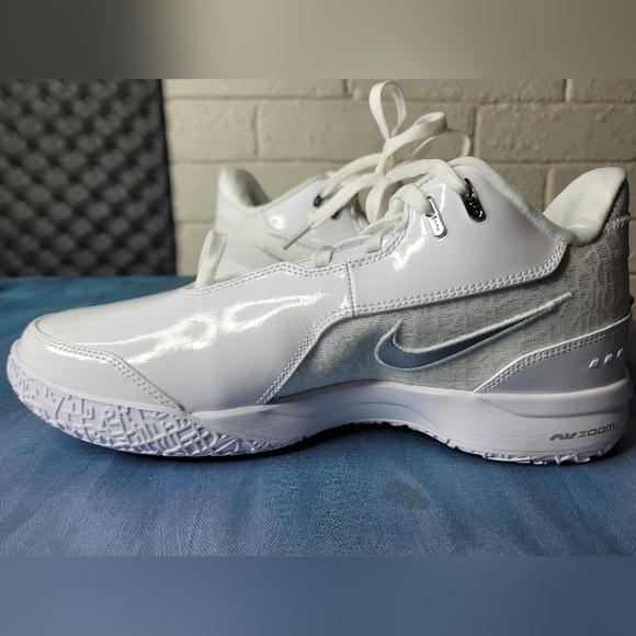 Nike Men's Zoom Lebron NXXT Gen  AMPD "White Out" Shoes Sz 11 New - Picture 4 of 10